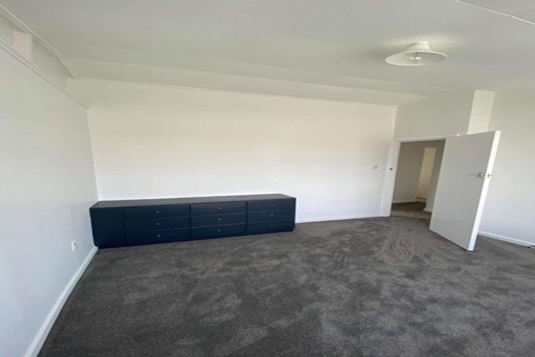 Photo of property in 52 Lancaster Street, Takaro, Palmerston North, 4412