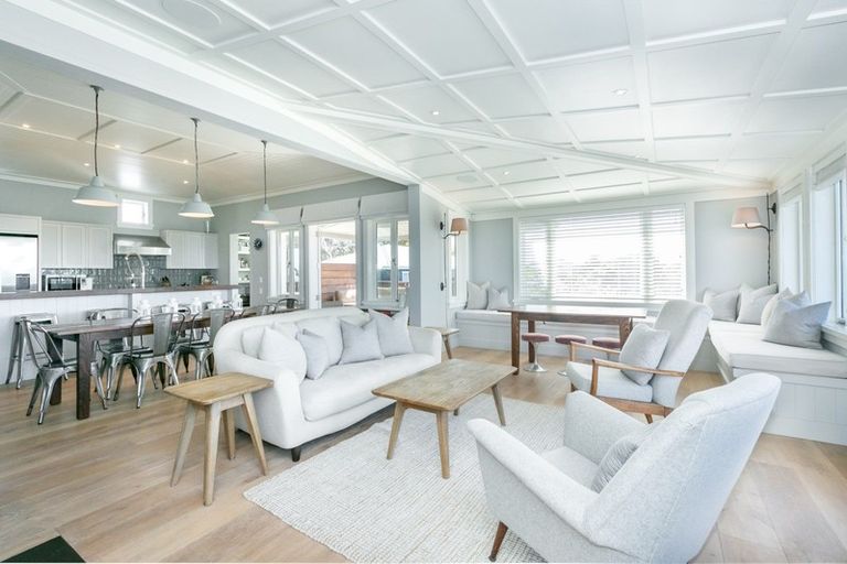 Photo of property in 313 Clifton Road, Te Awanga, 4102