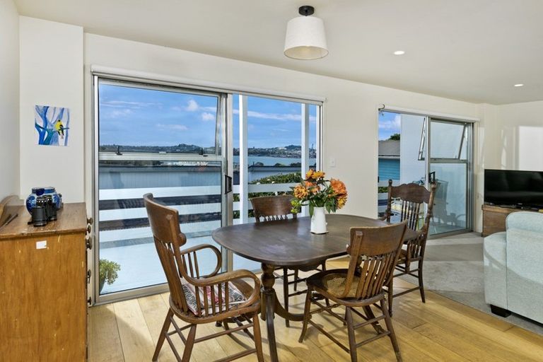 Photo of property in 5/66 Victoria Road, Devonport, Auckland, 0624