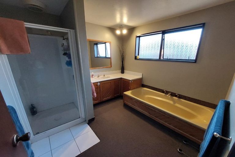 Photo of property in 5 Broadhaven Avenue, Parklands, Christchurch, 8083