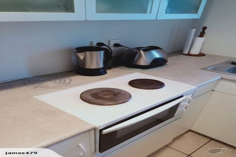 Photo of property in 72 Glenstrae Road, Redcliffs, Christchurch, 8081