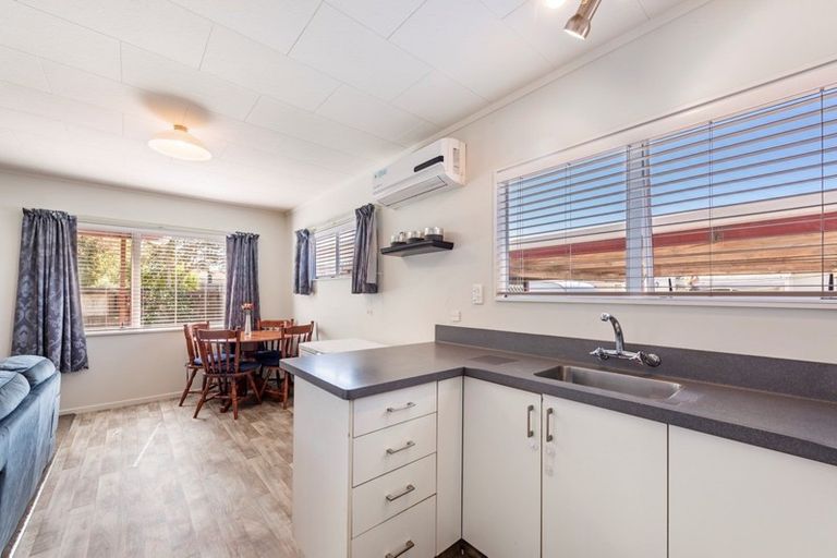 Photo of property in 4/50 Parkers Road, Tahunanui, Nelson, 7011