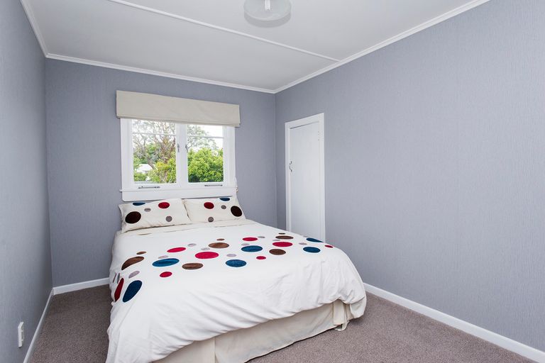 Photo of property in 16 Macdonald Street, Te Hapara, Gisborne, 4010