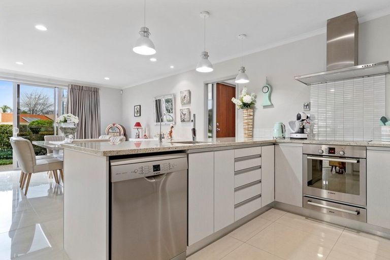 Photo of property in 1 Sherborne Close, Bethlehem, Tauranga, 3110