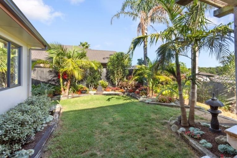 Photo of property in 11 Manara Place, The Gardens, Auckland, 2105