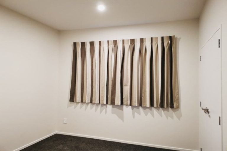 Photo of property in 11 Raymond Grace Avenue, Huapai, Kumeu, 0810