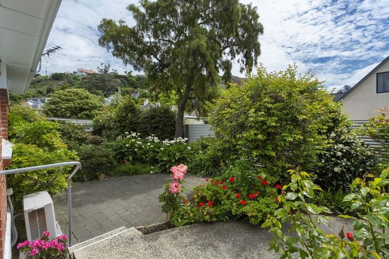 Photo of property in 392 Bay View Road, Saint Clair, Dunedin, 9012