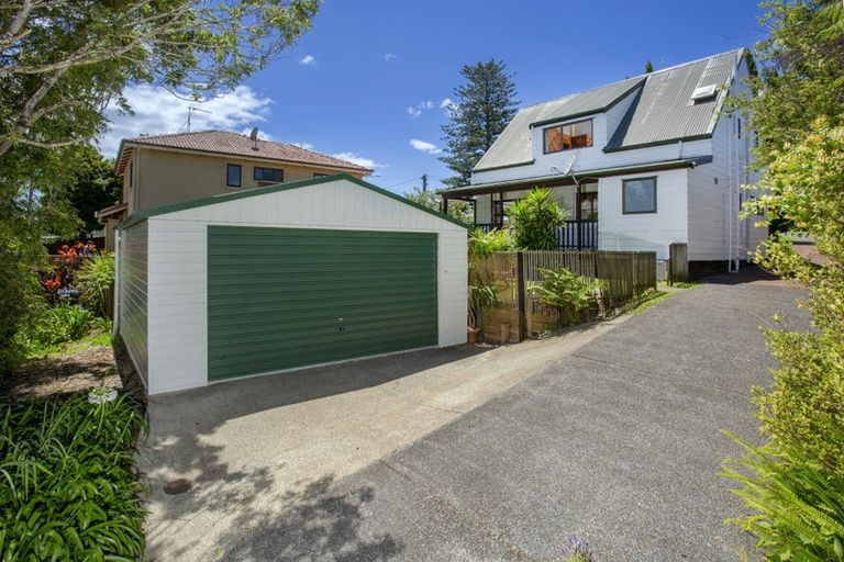 Photo of property in 34 The Avenue, Albany, Auckland, 0632