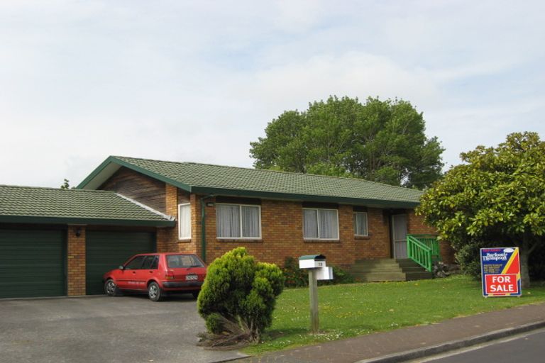 Photo of property in 19 Rosella Grove, Waimauku, 0812