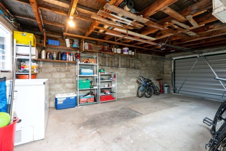 Photo of property in 1 Dryden Street, Mosgiel, 9024