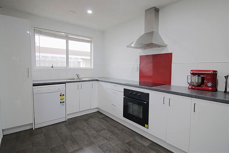 Photo of property in 3/547 Worcester Street, Linwood, Christchurch, 8011