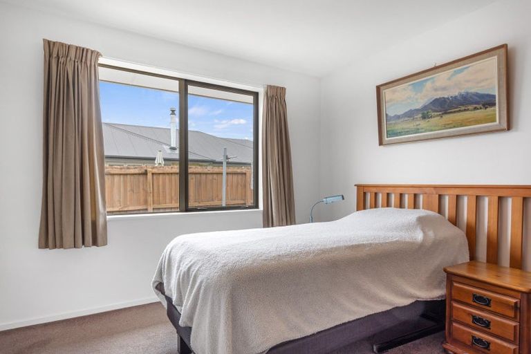 Photo of property in 17 Acacia Avenue, Rangiora, 7400