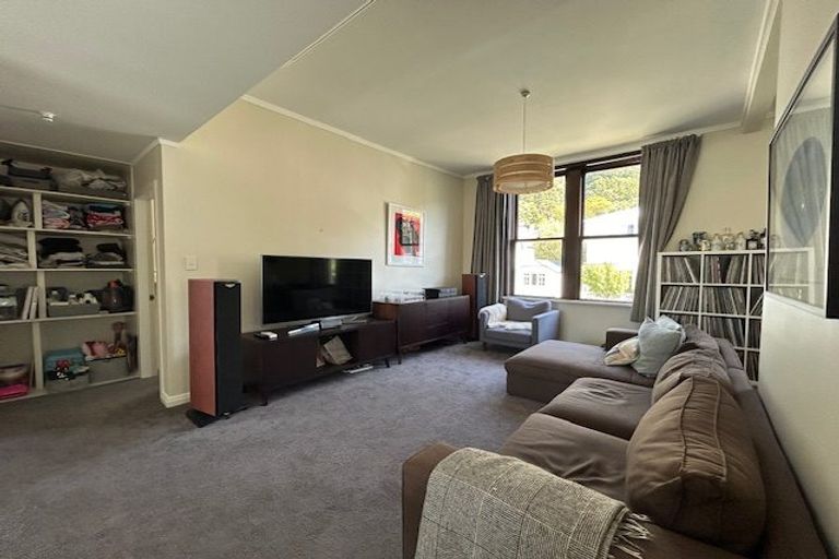 Photo of property in 6 Burnell Avenue, Thorndon, Wellington, 6011