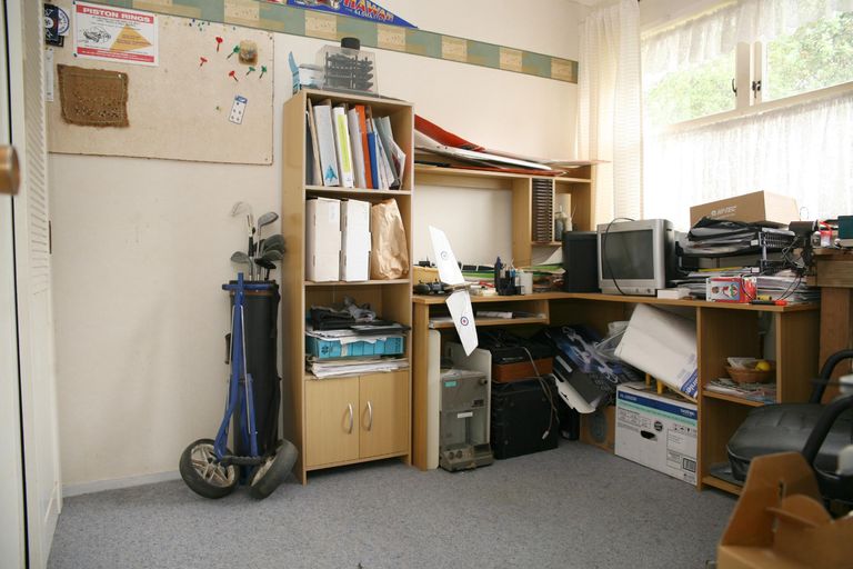 Photo of property in 43 Redcrest Avenue, Red Hill, Papakura, 2110