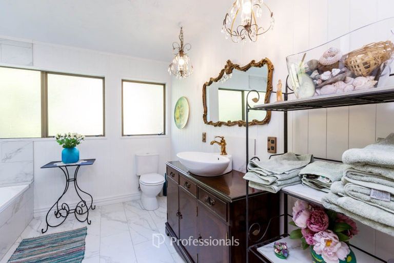 Photo of property in 12 Dunns Street, Silverstream, Upper Hutt, 5019