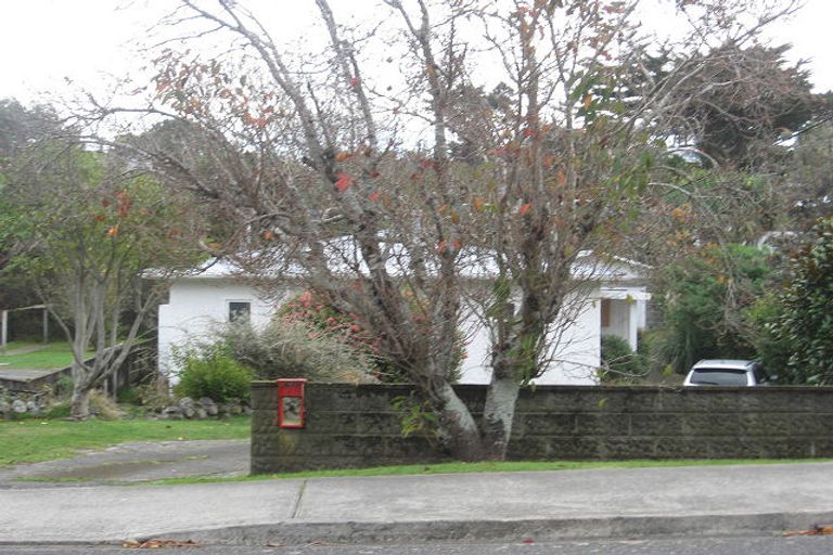 Photo of property in 21 Glen Road, Raumati South, Paraparaumu, 5032