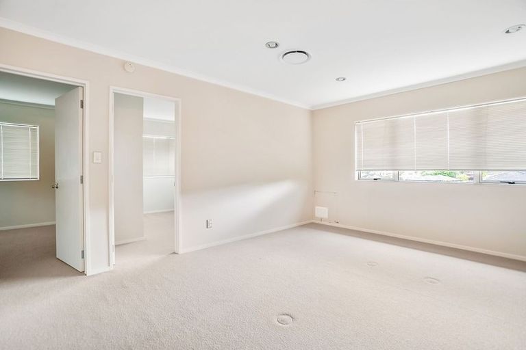 Photo of property in 13 Cape Vista Crescent, Pukekohe, 2120