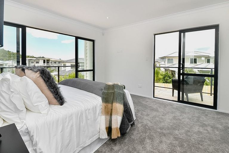 Photo of property in 61 Landmark Terrace, Orewa, 0931