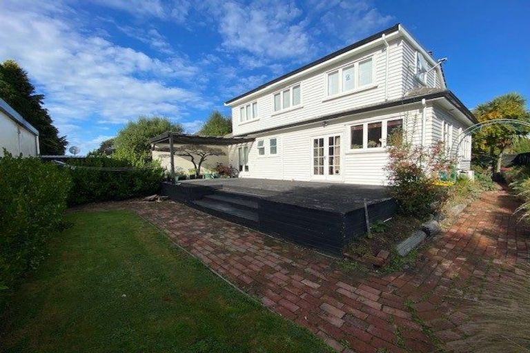 Photo of property in 14 Denvir Street, Strowan, Christchurch, 8052