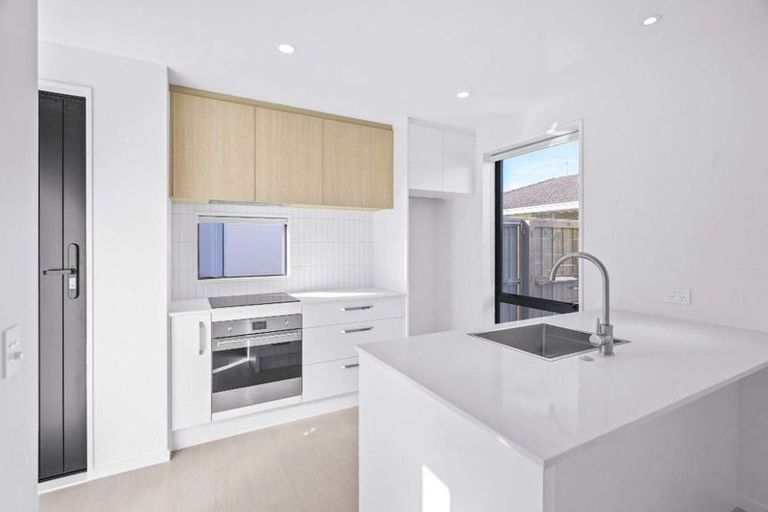 Photo of property in 3/51 Laurence Street, Waltham, Christchurch, 8011