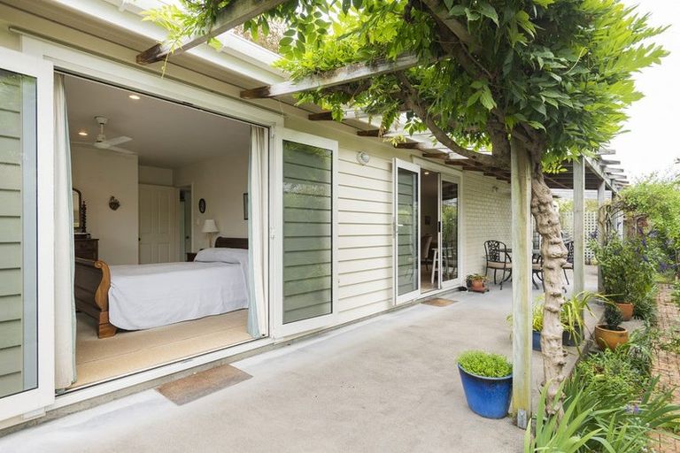 Photo of property in 103 Stout Street, Whataupoko, Gisborne, 4010