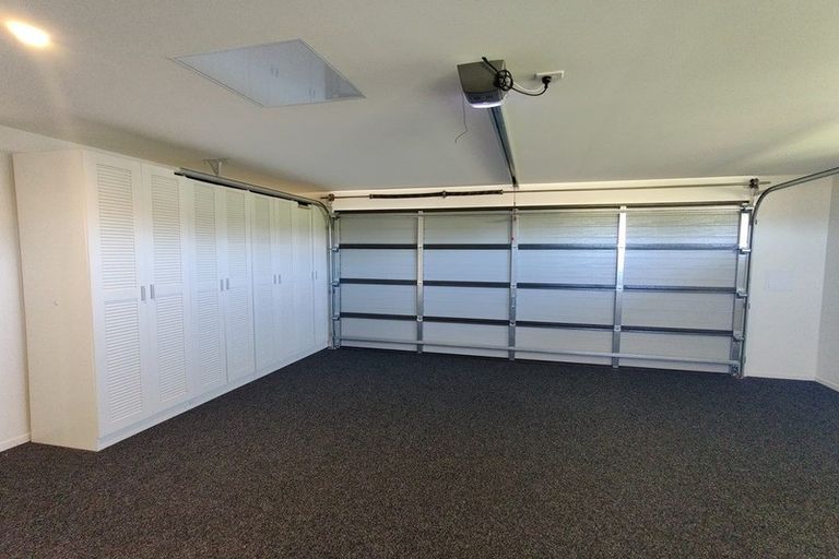 Photo of property in 17 Stockyard Crescent, Pukekohe, 2120