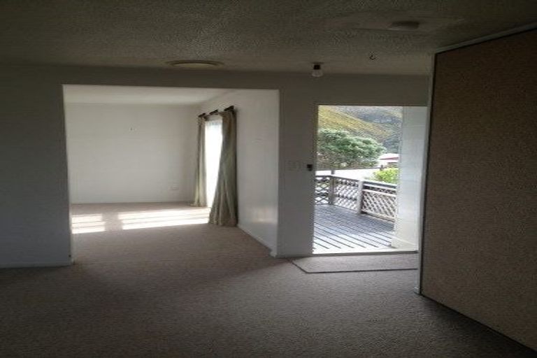 Photo of property in 14 Frobisher Street, Island Bay, Wellington, 6023