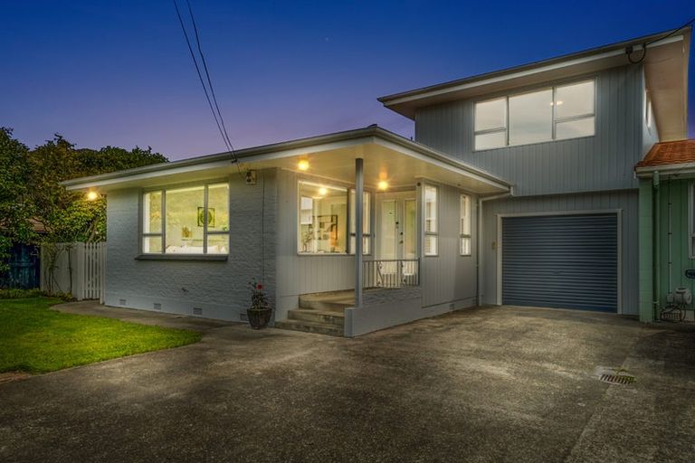 Photo of property in 244b Waiwhetu Road, Waterloo, Lower Hutt, 5011