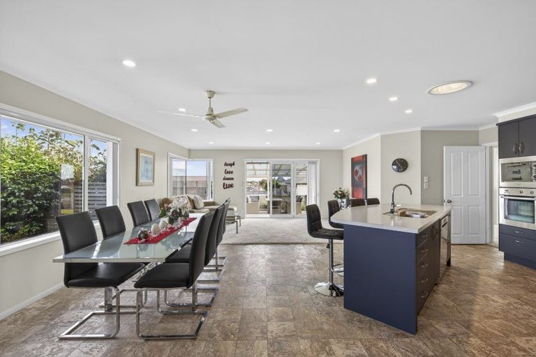 Photo of property in 38 Karamea Street, Whalers Gate, New Plymouth, 4310