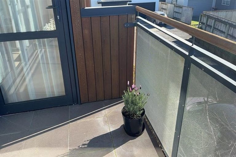 Photo of property in 97a Roberts Line, Kelvin Grove, Palmerston North, 4414