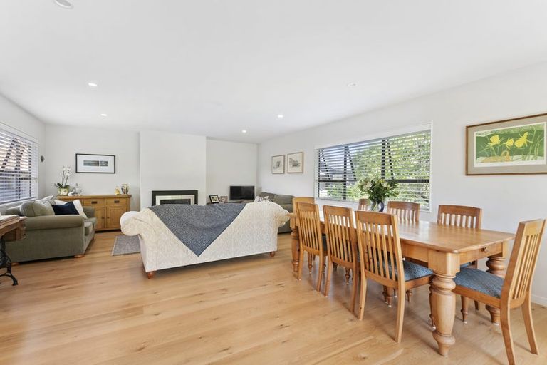 Photo of property in 1/16 Channel View Road, Campbells Bay, Auckland, 0630