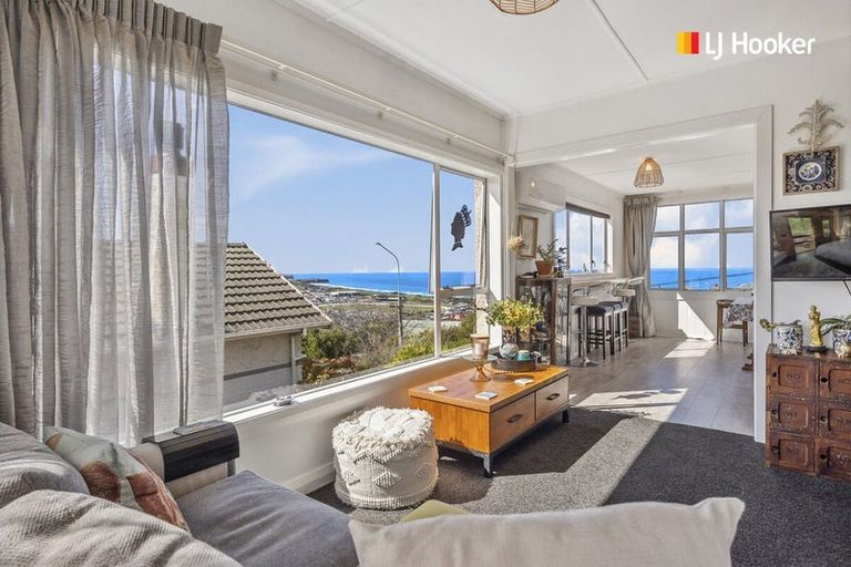 Photo of property in 62 Middleton Road, Kew, Dunedin, 9012