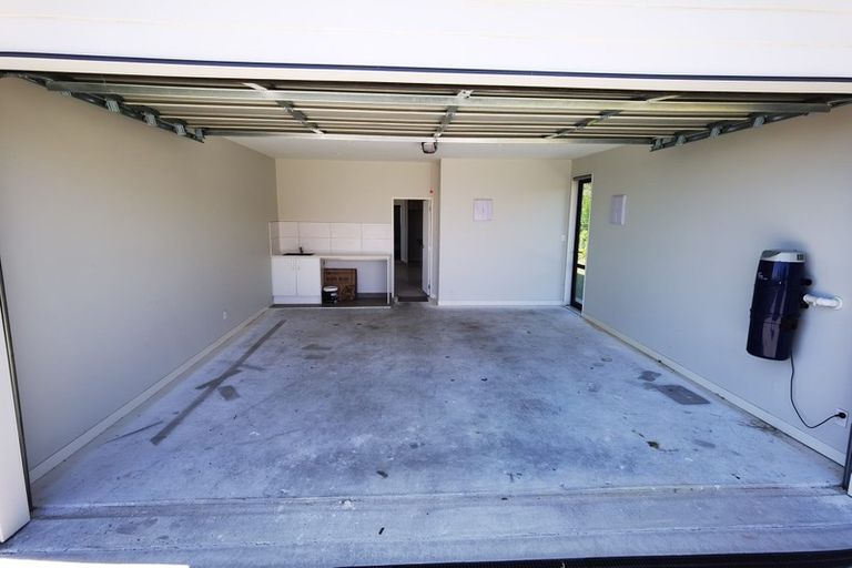 Photo of property in 14 Woodridge Drive, Stanmore Bay, Whangaparaoa, 0932