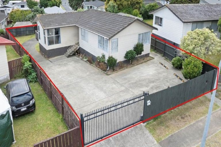 Photo of property in 14 Yearsley Place, Manurewa, Auckland, 2102