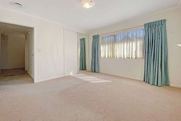 Photo of property in Redwood Village, 31/42 Main Road, Tawa, Wellington, 5028