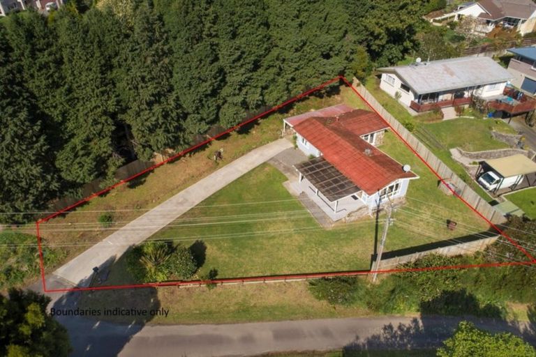 Photo of property in 202 Welcome Bay Road, Welcome Bay, Tauranga, 3112