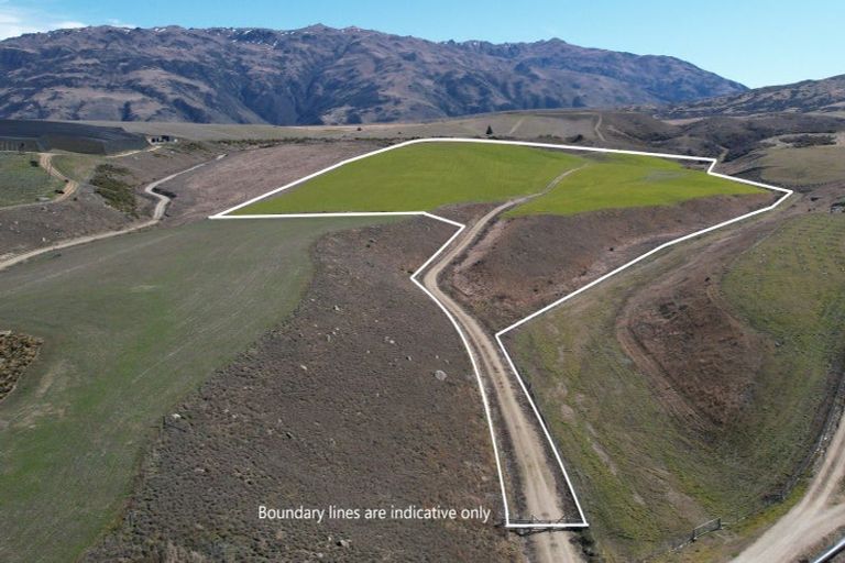 Photo of property in 35 Kordia Way, Waikerikeri, 9391