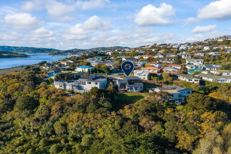 Photo of property in 7 Ayr Place, Papakowhai, Porirua, 5024