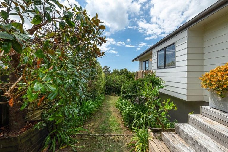 Photo of property in 1/12 Corunna Road, Milford, Auckland, 0620