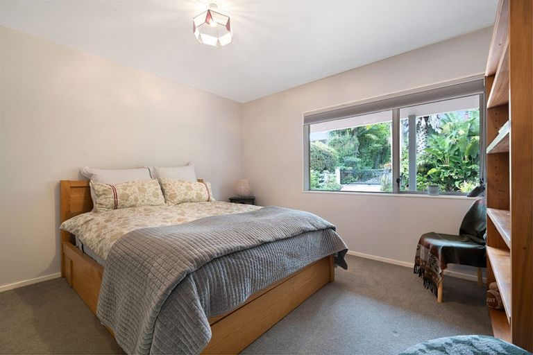 Photo of property in 2/18a Clayburn Road, Glen Eden, Auckland, 0602