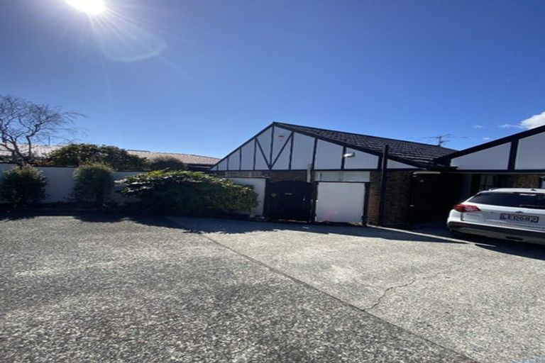 Photo of property in 28b Halswater Drive, Churton Park, Wellington, 6037