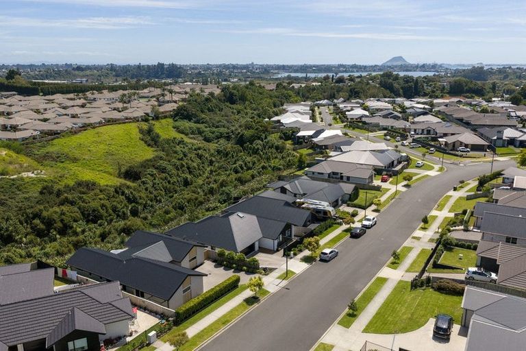 Photo of property in 30 Hass Drive, Ohauiti, Tauranga, 3112