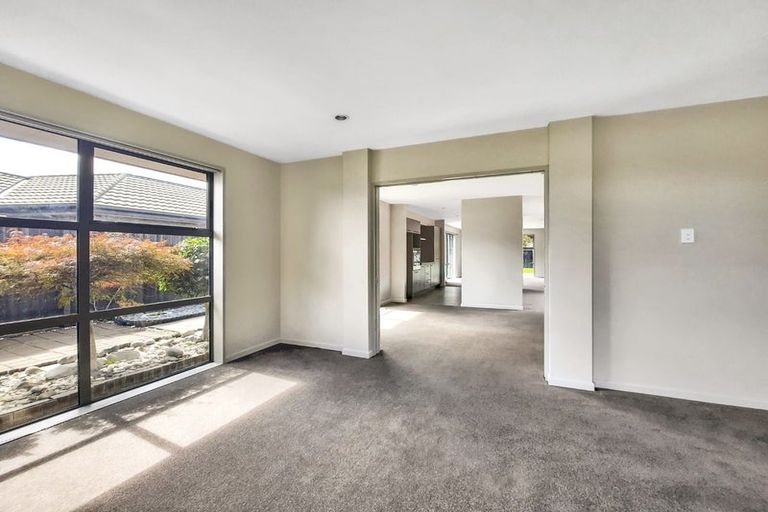 Photo of property in 1 Crocus Lane, Aidanfield, Christchurch, 8025