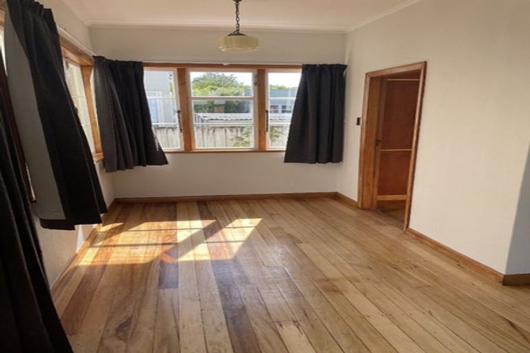 Photo of property in 22 Savage Crescent, West End, Palmerston North, 4412