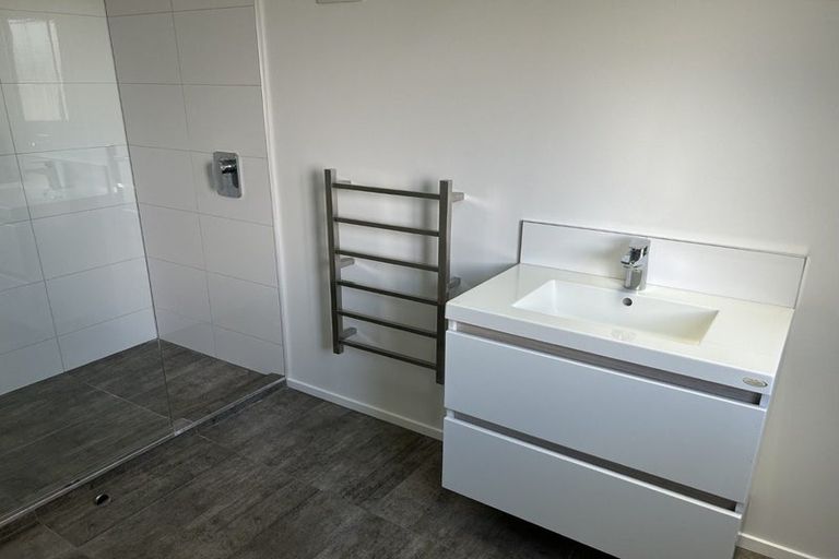 Photo of property in 1 Denholm Road, Hospital Hill, Napier, 4110
