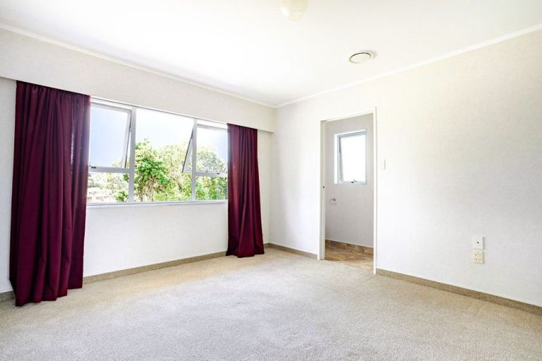 Photo of property in 208 Adelaide Road, Dannevirke, 4930