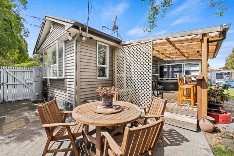 Photo of property in 120 Mackworth Street, Woolston, Christchurch, 8062