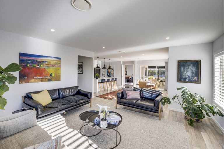 Photo of property in 145 Arataki Road, Havelock North, 4130