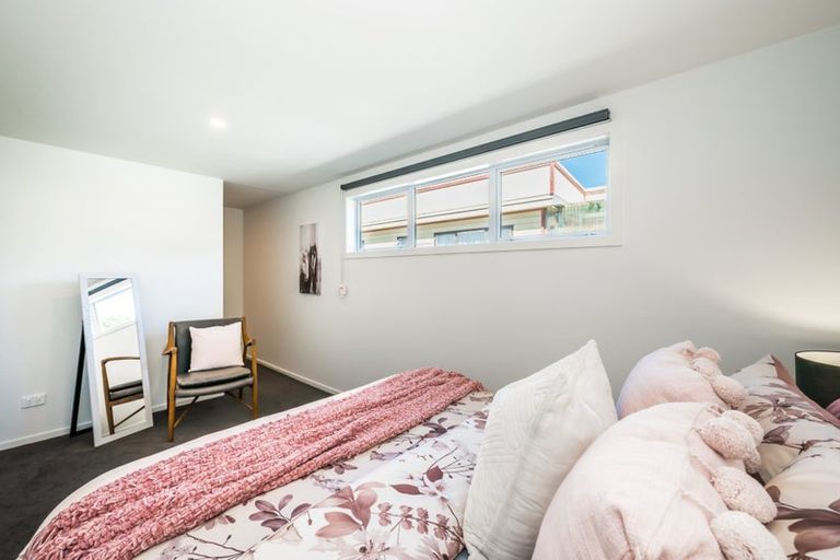 Photo of property in 35 Moana Road, Paraparaumu, 5032