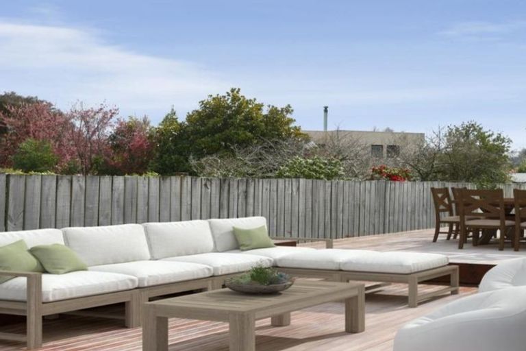 Photo of property in 2/31 Stanley Street, Wharewaka, Taupo, 3330